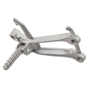 Right Rider Footpeg With Bracket for SK125-22 (ROMET), SK125-22A